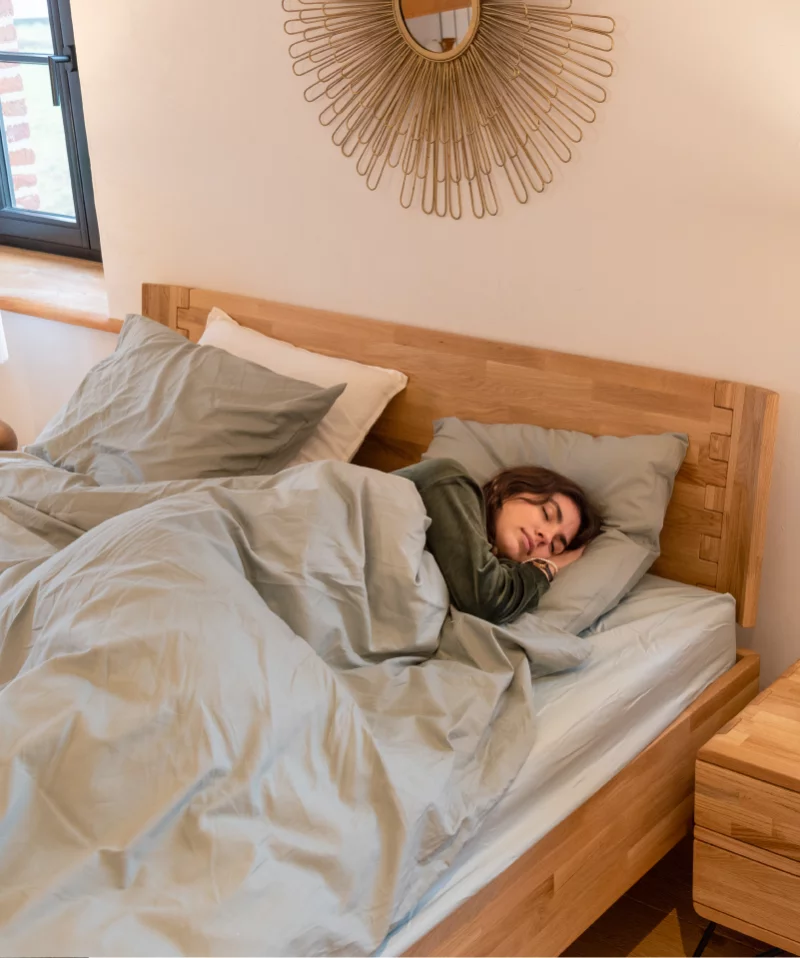 Lit Atlanta – Chêne massif et design