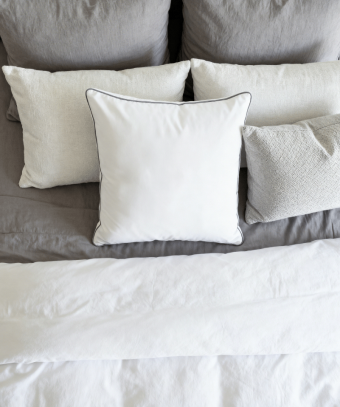 Oreiller Pilö – Fibre synthétique, format carré pratique