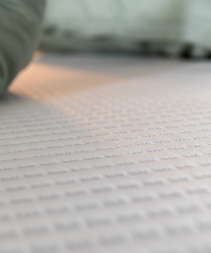 Matelas Höliday – Mousse triple confort et soutien ergonomique