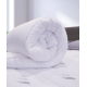 Couette synthétique Okö – Moelleuse, chaude et économique