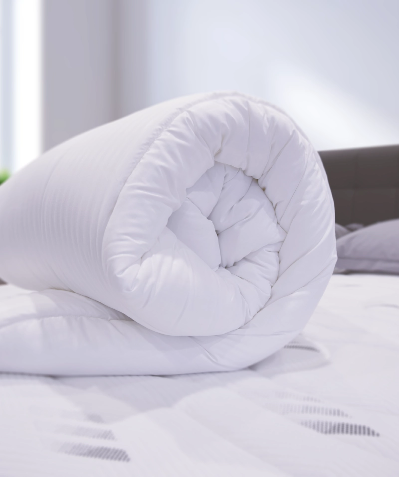 Couette synthétique Okö – Moelleuse, chaude et économique